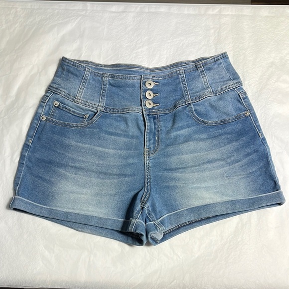 NOBO ultra high-rise Jean shorts size 15 - Picture 1 of 6